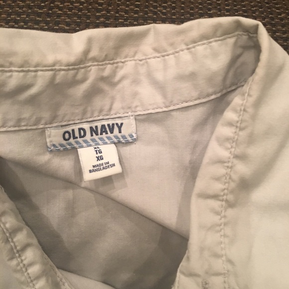 2 Big boys old navy shirts - Picture 2 of 4